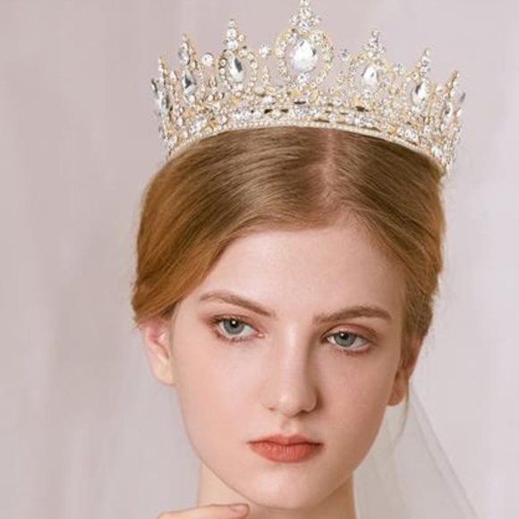 Crystal Queen Crown - Wedding, Birthday, Prom - Picture 3 of 6